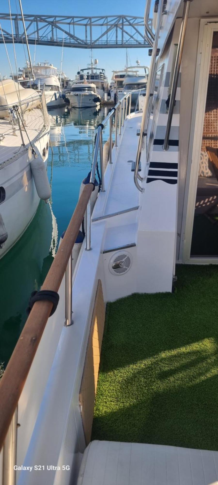 Beautiful And Comfy Boat In Barcelona With Boat Tour Option Hotel Exterior foto